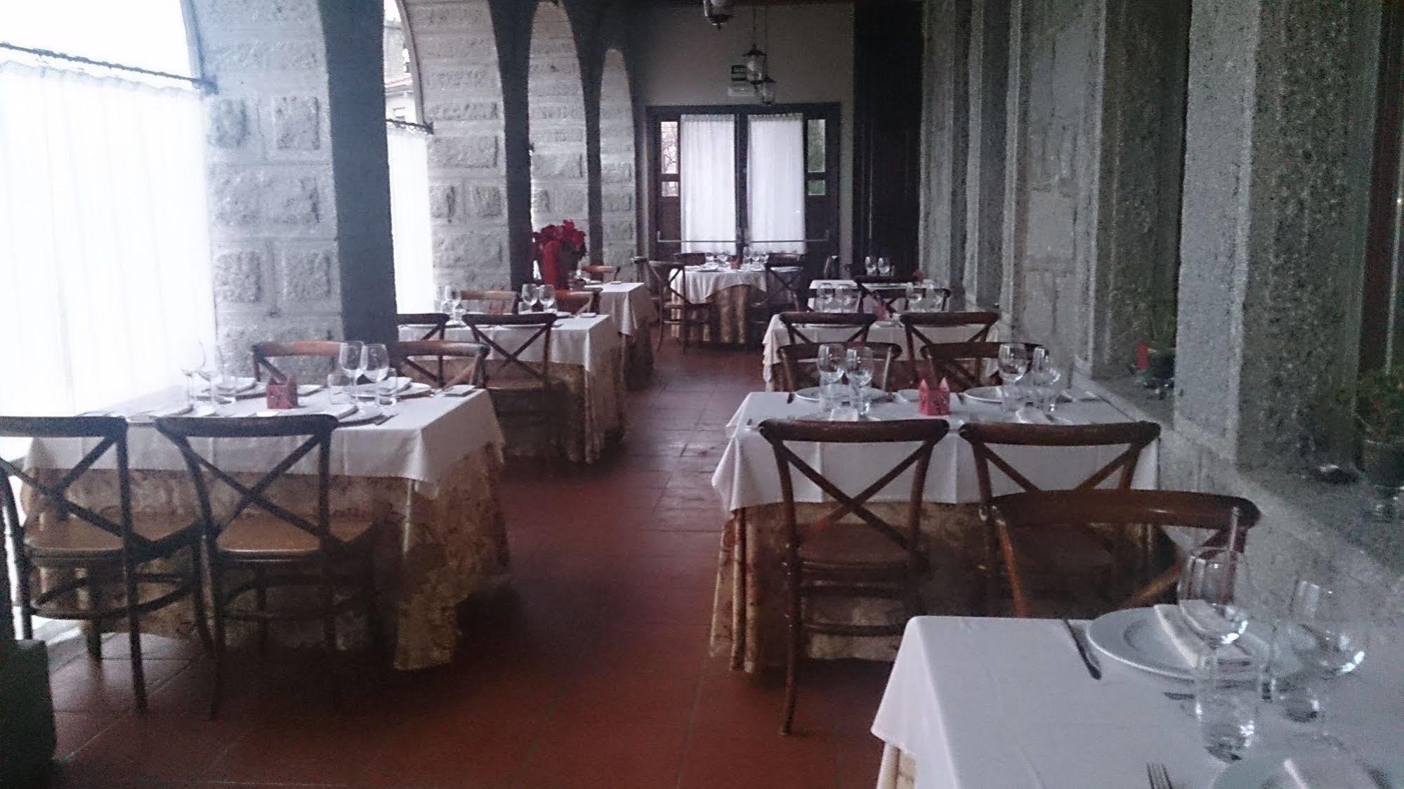Posada Real Restaurante El Linar Del Zaire บูร์โกออนโด ภายนอก รูปภาพ
